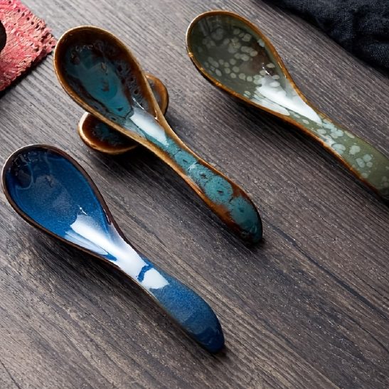 Japanese Hand-Painted Ceramic Spoons, Perfect for Stirring Coffee, Sipping Soup, Or Seasoning; Practical Kitchen Items That Are Both Useful And Aesthetically Pleasing